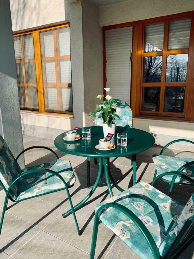 Apartma Spelca Banovci Kültér fotó